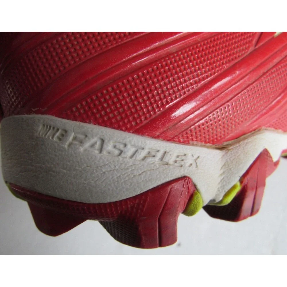 Nike Alpha Fast Flex White/Red Football/Baseball Cleats Size 9.5